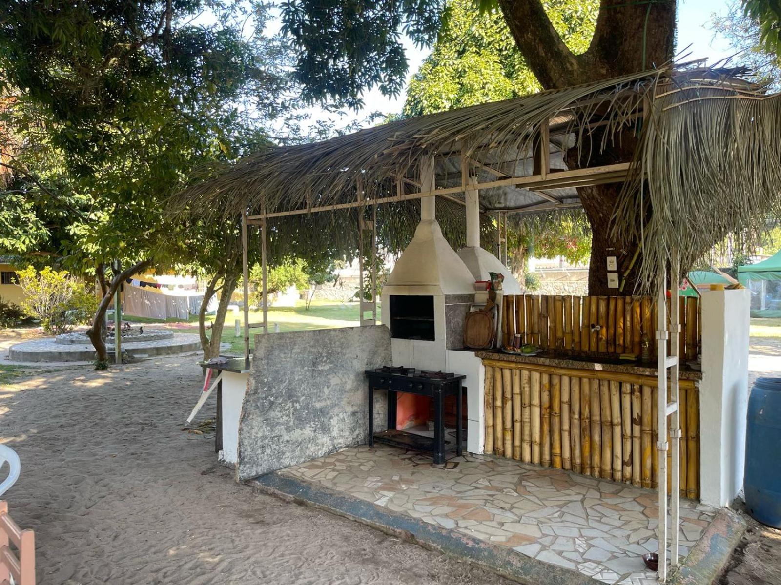 Vila Iriri - Pousada E Camping อันเชียตา ภายนอก รูปภาพ