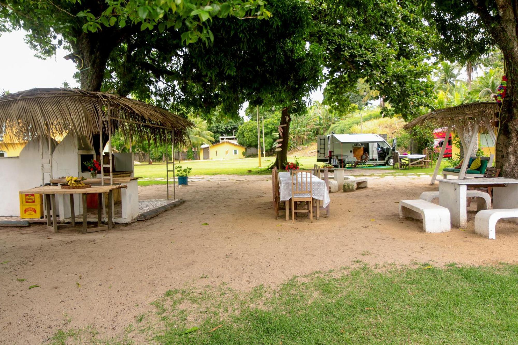 Vila Iriri - Pousada E Camping อันเชียตา ภายนอก รูปภาพ