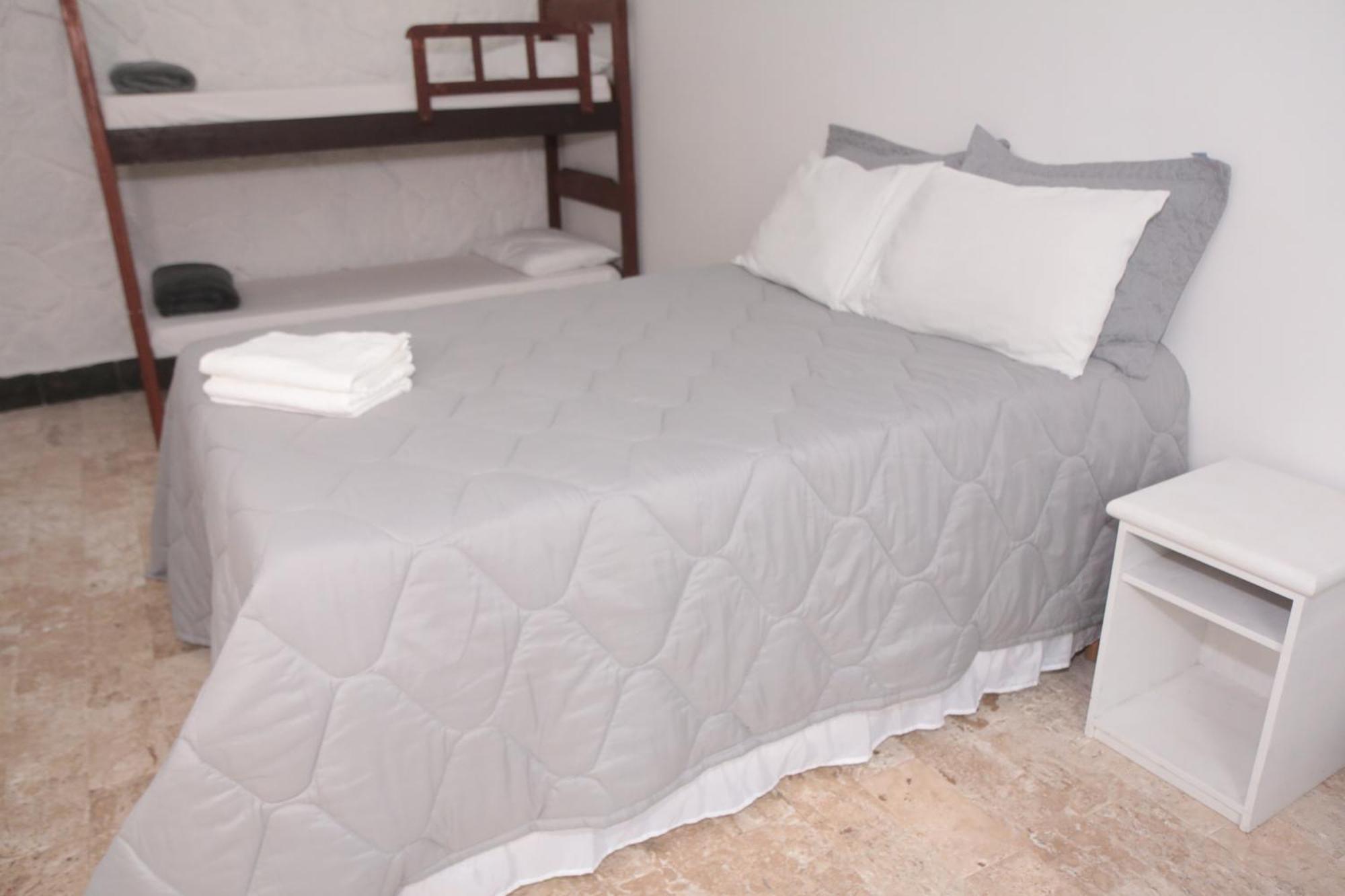Vila Iriri - Pousada E Camping อันเชียตา ภายนอก รูปภาพ